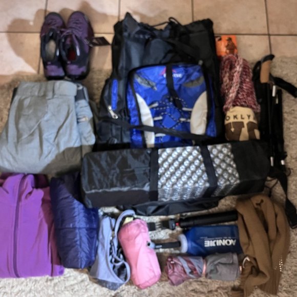 80L Outdoor Hiking Multi-compartment backpack - Picture 4 of 7